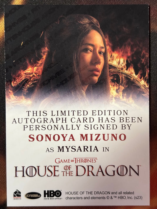 Sonoya Mizuno Full Bleed Fire Autogramm - House of the Dragon Season One