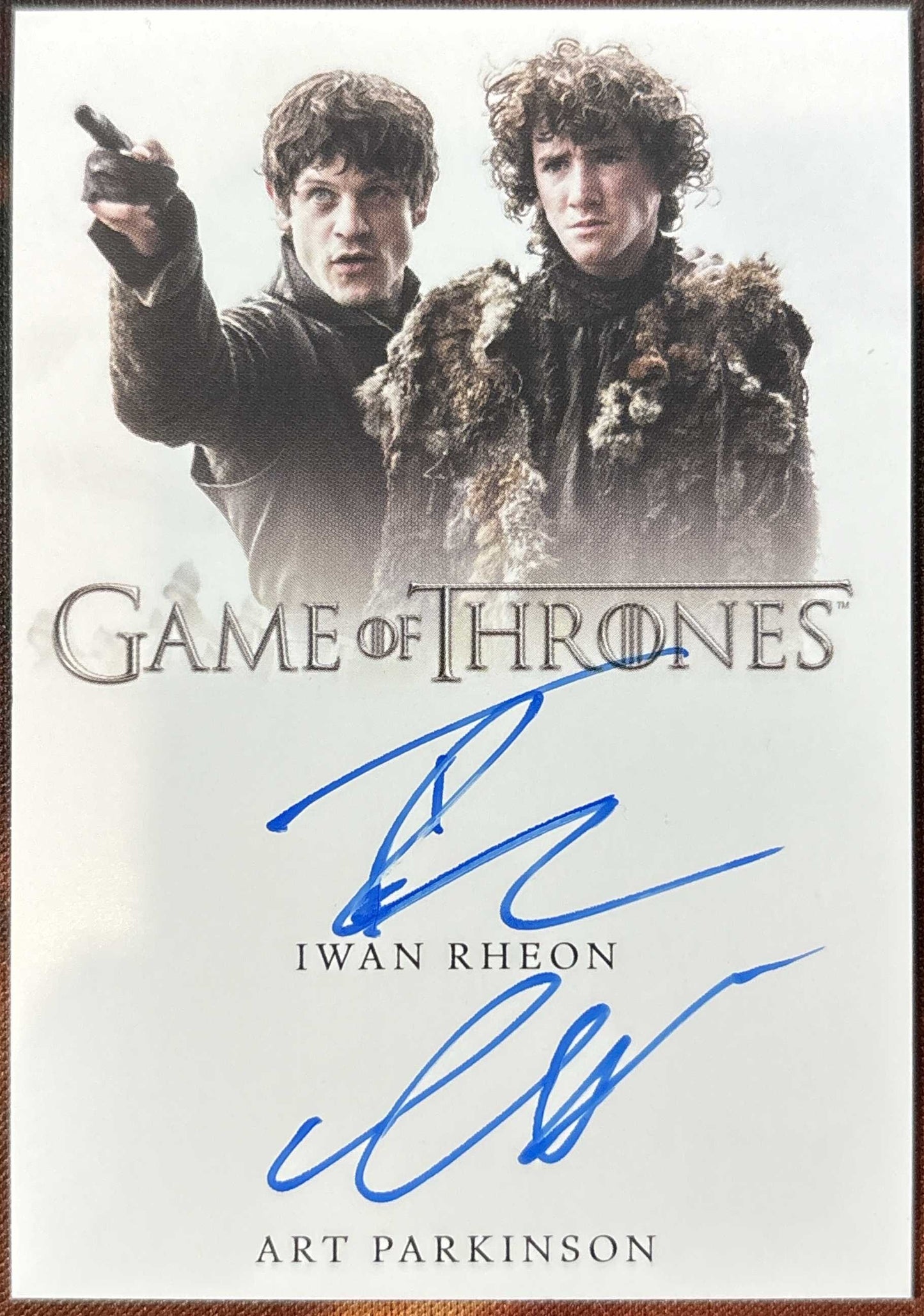 Iwan Rheon & Art Parkinson Dual Full Bleed Autogramm - Game of Thrones Complete Trading Cards